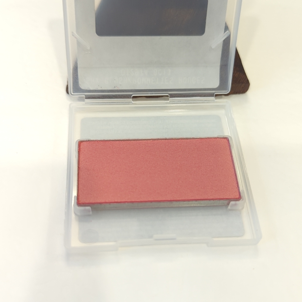 Mary Kay New, Never Used Mineral Cheek Color‎ Shy Blush/Pommettes Rouges .18 OZ. - Picture 2 of 3